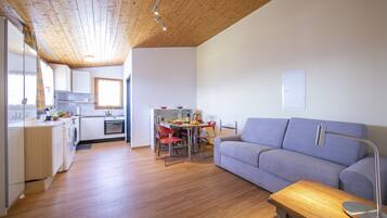 Family Apartment, 1 Bedroom, Mountainside (Petit Cadeau) | Interior