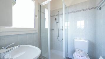 Family Apartment, Multiple Bedrooms, Mountainside (Petit Cadeau) | Bathroom | Shower, hair dryer, towels, soap