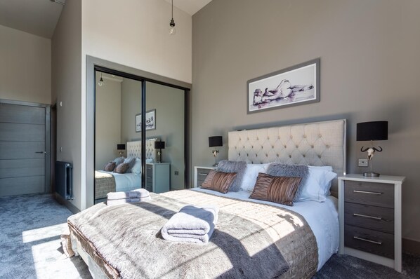 럭셔리 로프트, 전용 욕실 (Manhattan Loft Apartment) | 4 개의 침실