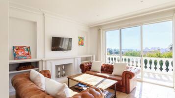 TV connectée, jeux vidéo, table de tennis de table, imprimantes