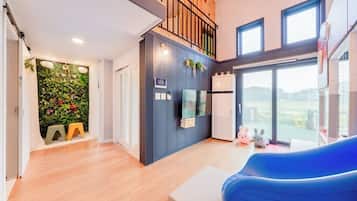 Rom – basic, 3 soverom (YOYO POOL) | 3 soverom og wi-fi (inkludert)