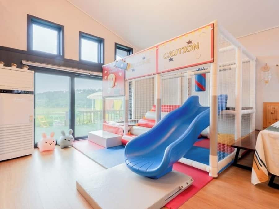 Basic Room, 3 Bedrooms (YOYO POOL) | 3 bedrooms, free WiFi