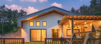 Taean Yoyo Kids Poolvilla