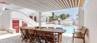 Villa 'Rosimeli' close to the Beach with Pool & Wi-Fi