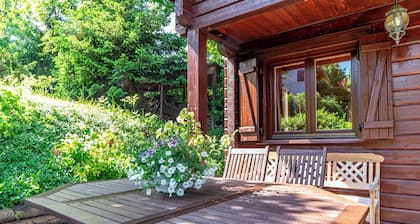 Chalet "L'herminette" avec jardin et terrasse proche Annecy