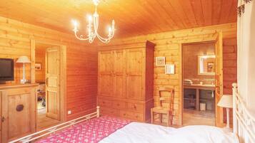 1 chambre, fer et planche à repasser, Wi-Fi gratuit, draps fournis