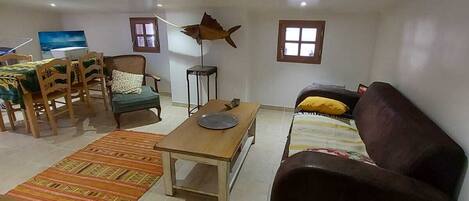 1 dormitori, wifi gratuïta i roba de llit