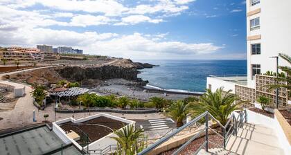 Holiday Home Aguaviva Perfect Holiday with Sea View, Pool & Wi-Fi