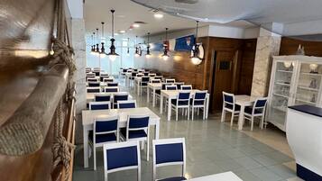 Daily buffet breakfast (EUR 10 per person)