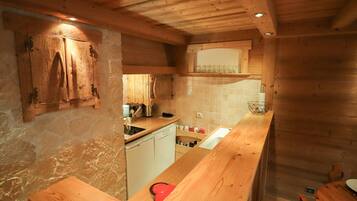 冰箱、微波炉、洗碗机、茶具/咖啡用具