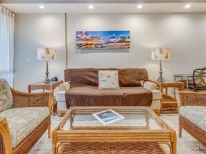 TV, DVD player - Captivating 2 bedroom w/Loft - Kamaole 10407 (KIHEI)