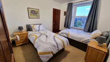 Cottage | 3 bedrooms, individually decorated, individually furnished, free WiFi