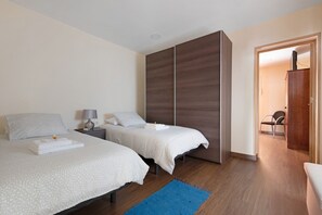 2 Schlafzimmer, Bügeleisen/Bügelbrett, kostenloses WLAN, Bettwäsche