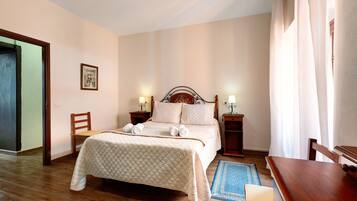 3 sovrum, strykjärn/strykbräda, gratis wi-fi och sängkläder