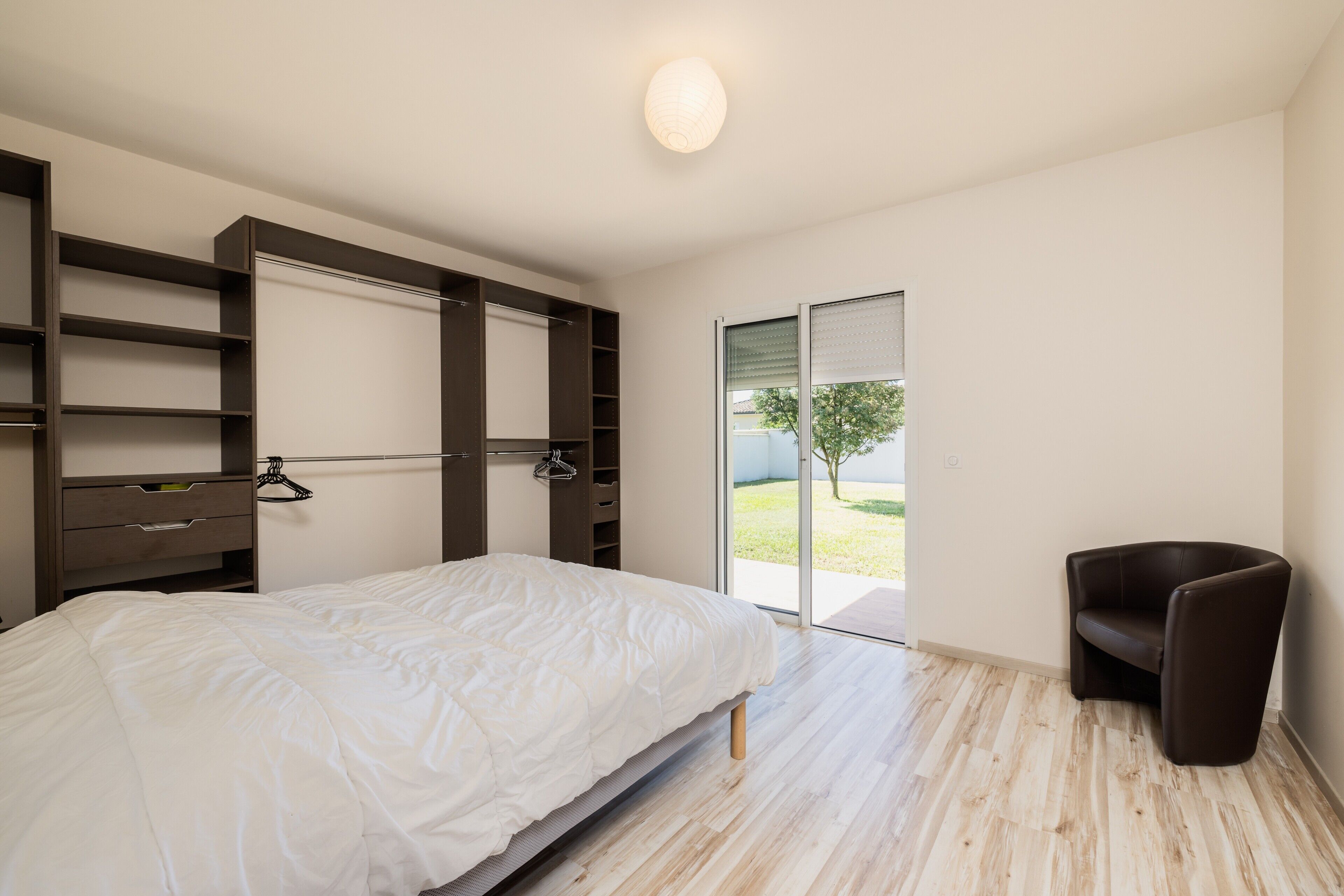 4 habitaciones, tabla de planchar con plancha y wifi gratis 
