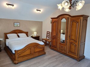 2 chambres, Wi-Fi gratuit, draps fournis