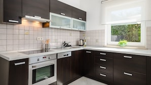 Macchina per tè/caffè, frigorifero, microonde, forno