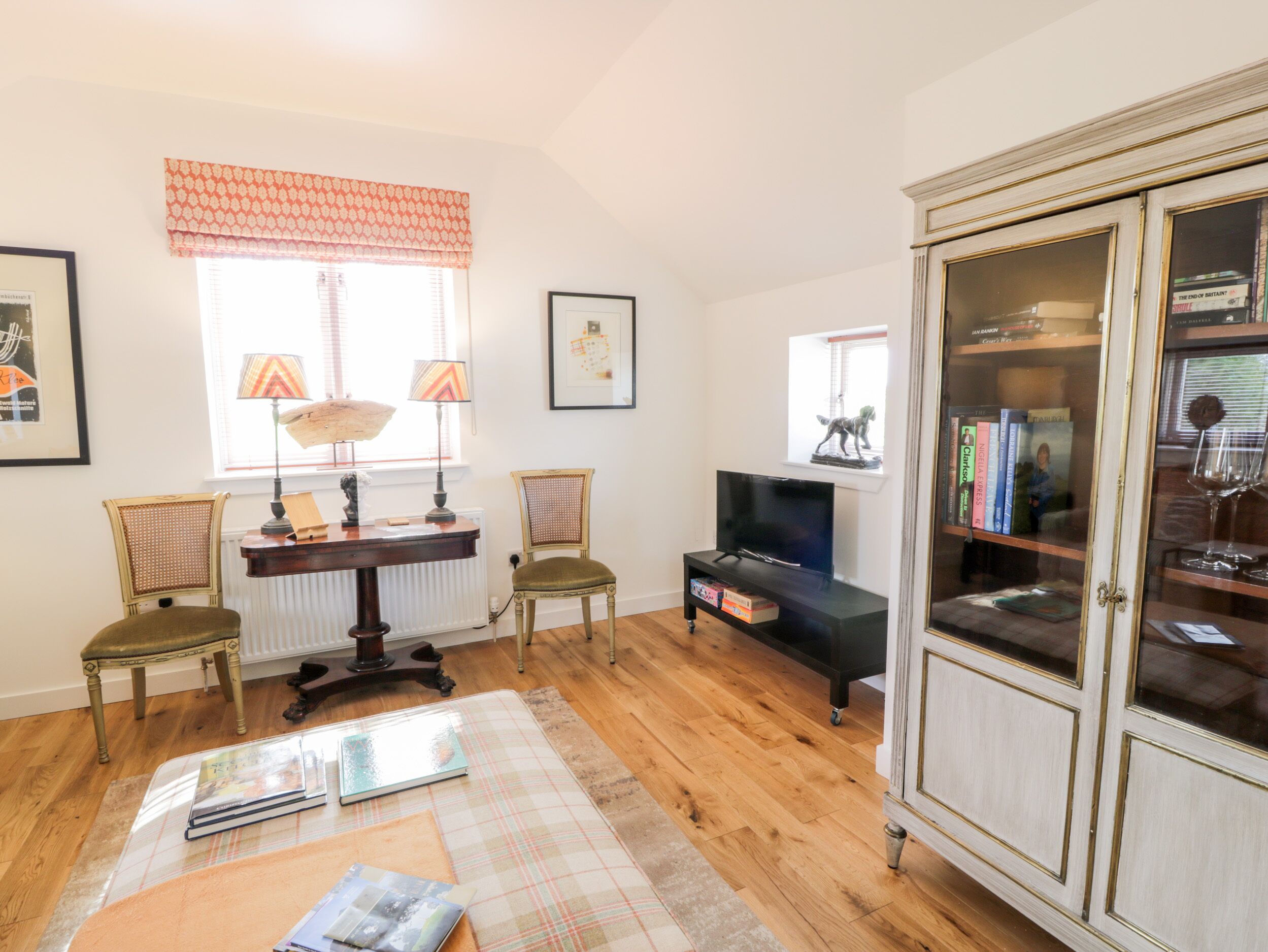 Cottage | 1 bilik tidur, dihias secara berasingan 