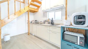 Basic Room, 2 Bedrooms (Haneul1(Ocean view)-Kidsroom) | 2 bedrooms, free WiFi - Yeosu Hi Mom Kids Family Pension Gold (Yeosu)