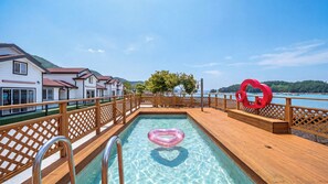รูปภาพที่ไม่ได้จัดประเภท, 2 จาก 67, ปุ่ม