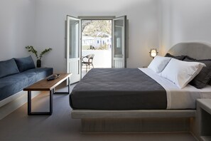 Familien-Doppelzimmer, 1 Schlafzimmer, Whirlpool, Bergblick | Hochwertige Bettwaren, individuell dekoriert, individuell eingerichtet