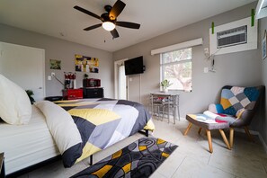 1 Schlafzimmer, Bügeleisen/Bügelbrett, Reisekinderbett, kostenloses WLAN