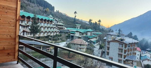 Exterior - Hotel Ireland (Manali)