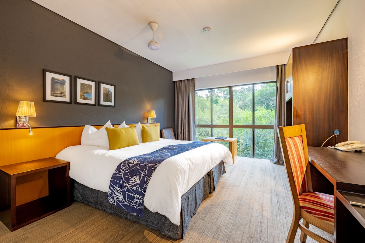 2 slaapkamers, een kluis op de kamer, gratis wifi, beddengoed