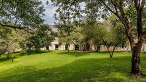 Executive Room, Garden View | Garden view - Sanbonani Resort Hotel and Spa (Mbombela)