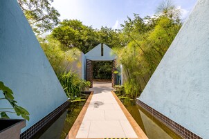 Fachada de la propiedad