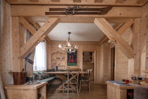 Dining - Cortina Deluxe Chalet R&R (Cortina d´Ampezzo)