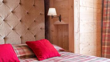 3 Schlafzimmer, BĂŒgeleisen/BĂŒgelbrett, kostenloses WLAN, BettwĂ€sche