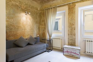 Deluxe Apartment | Living area | Flat-screen TV - Orto Deluxe by Mmega (Florence)