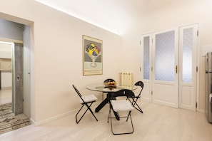 Deluxe Apartment | Private kitchen | Fridge, oven, stovetop, dishwasher - Orto Deluxe by Mmega (Florence)