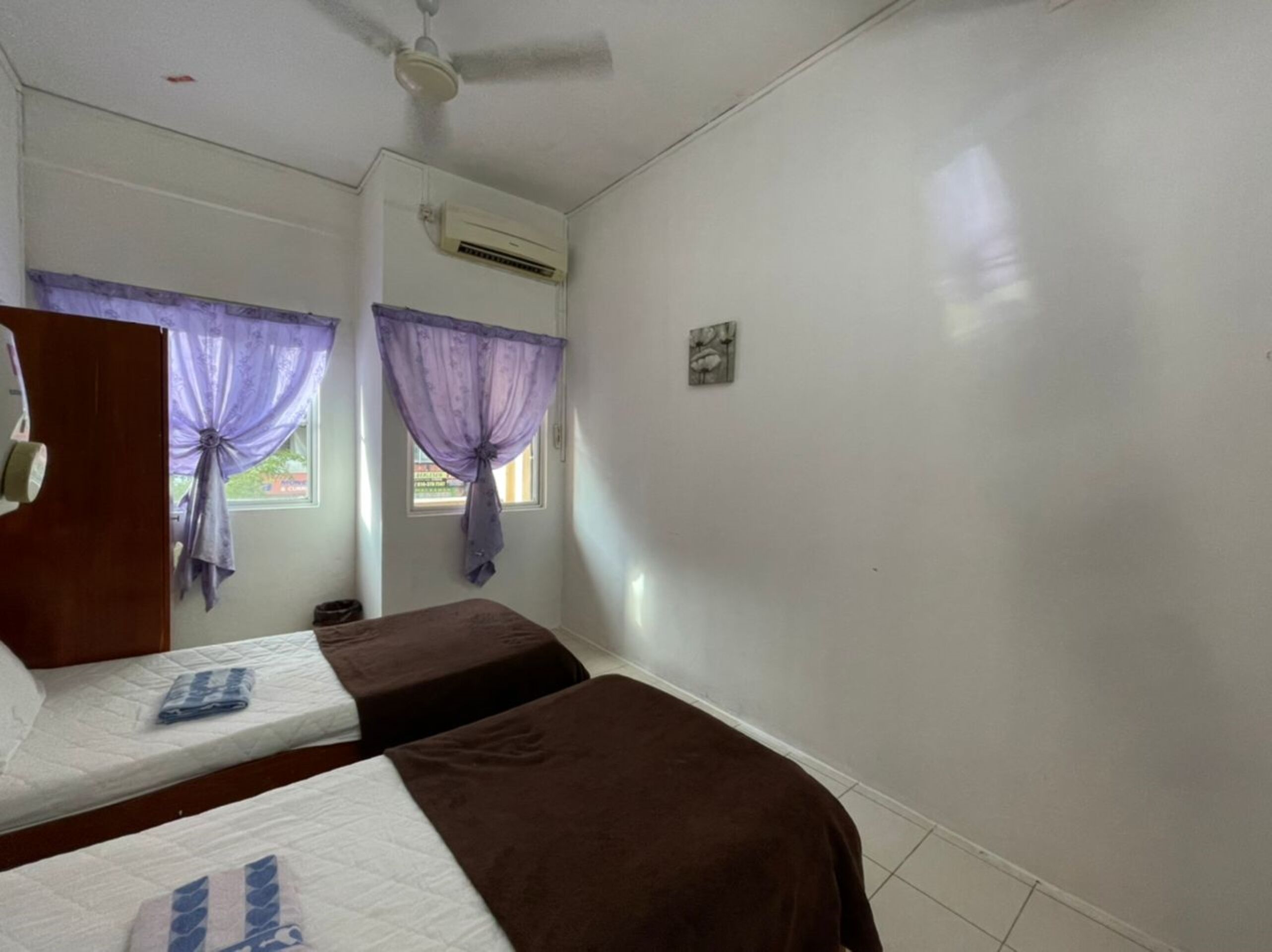 deluxe twin room | free wifi