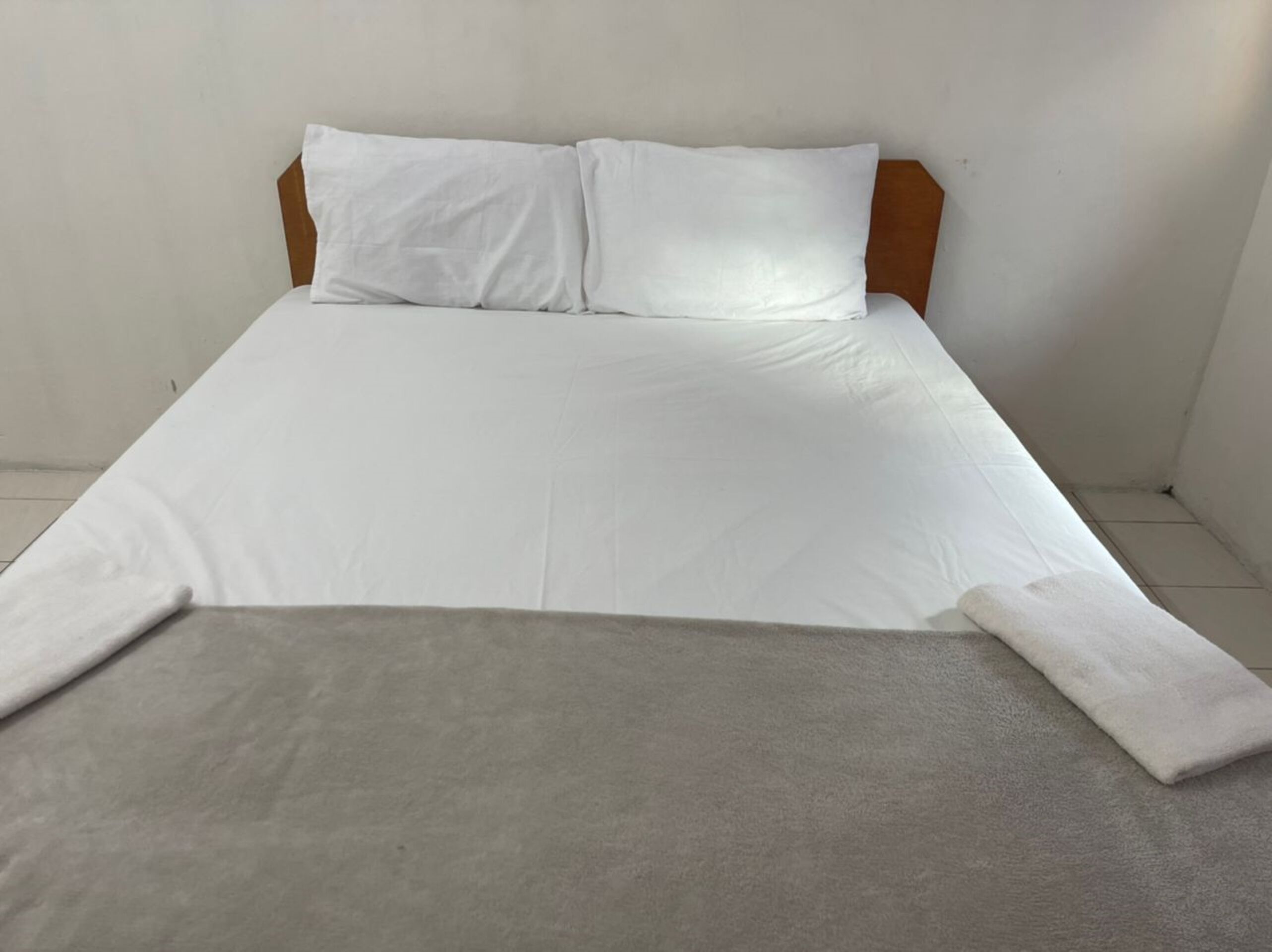 deluxe double room, 1 queen bed | free wifi
