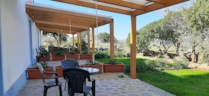 Outdoor dining - Double room with sea view Adults Only (Pozzo San Nicola)