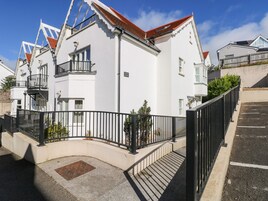 Házikó | Külső rész