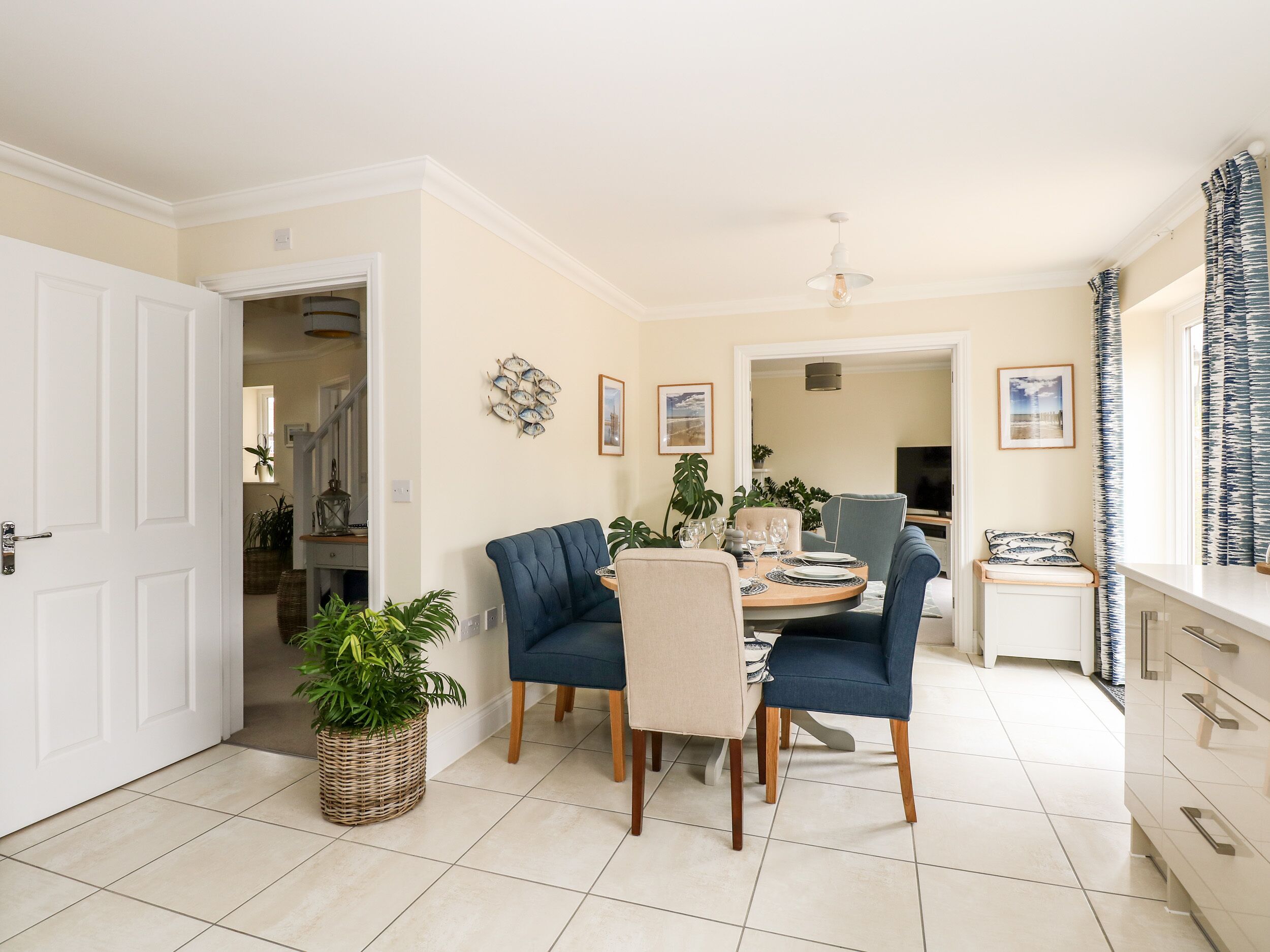 Cottage | Interior