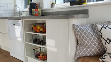 Cottage | Interior