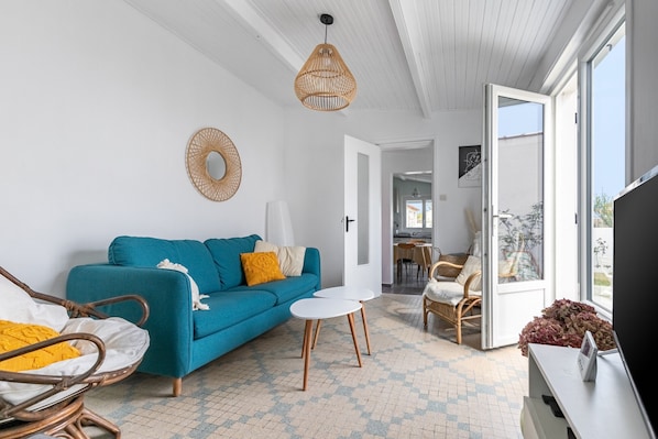 TV - "Argentina", house for 4 in Saint Gilles (Saint-Gilles-Croix-de-Vie)