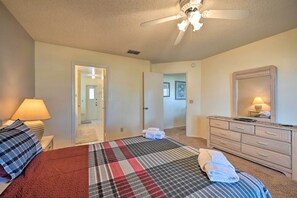 4 bedrooms, iron/ironing board, travel crib, internet