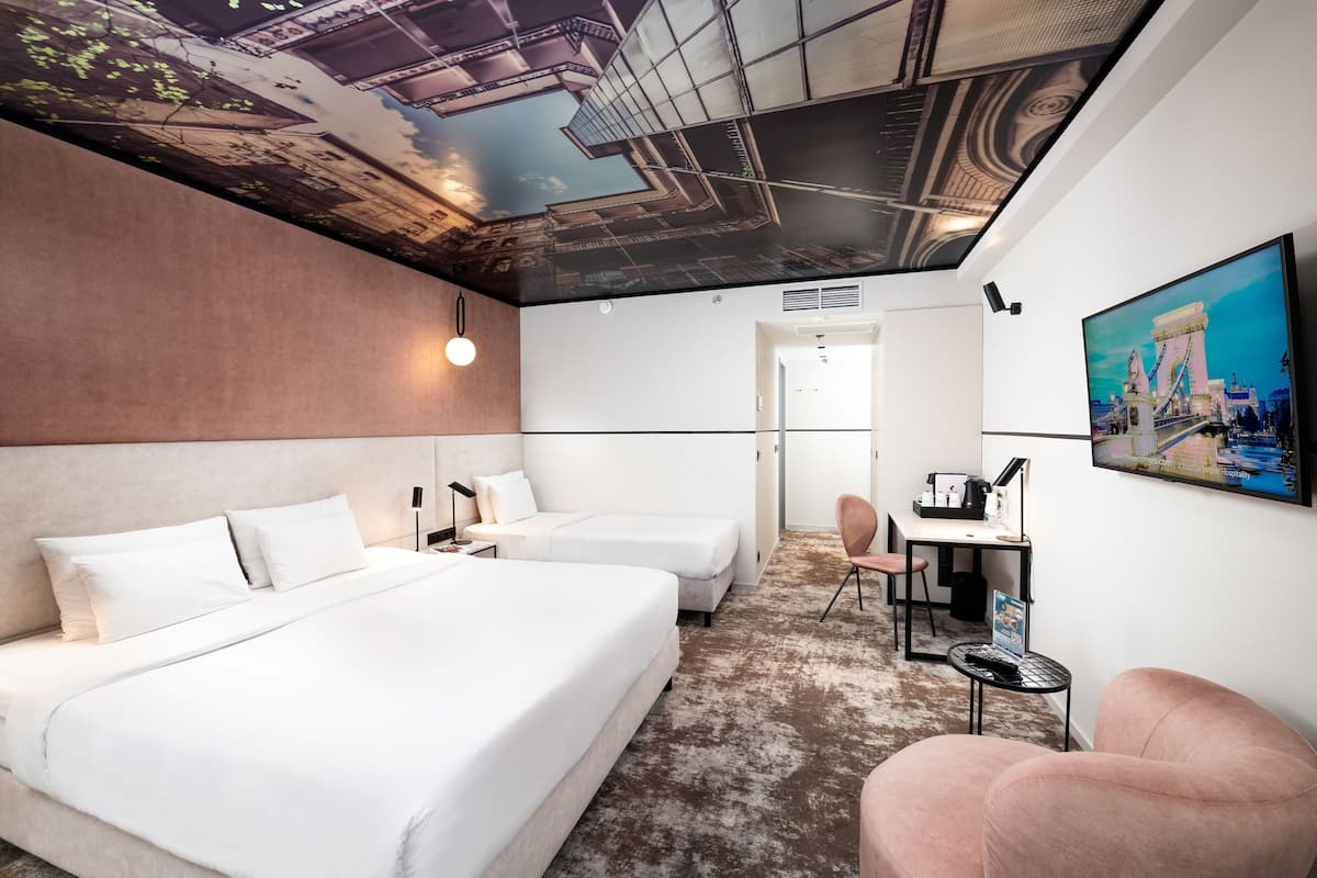 Superior Triple Room