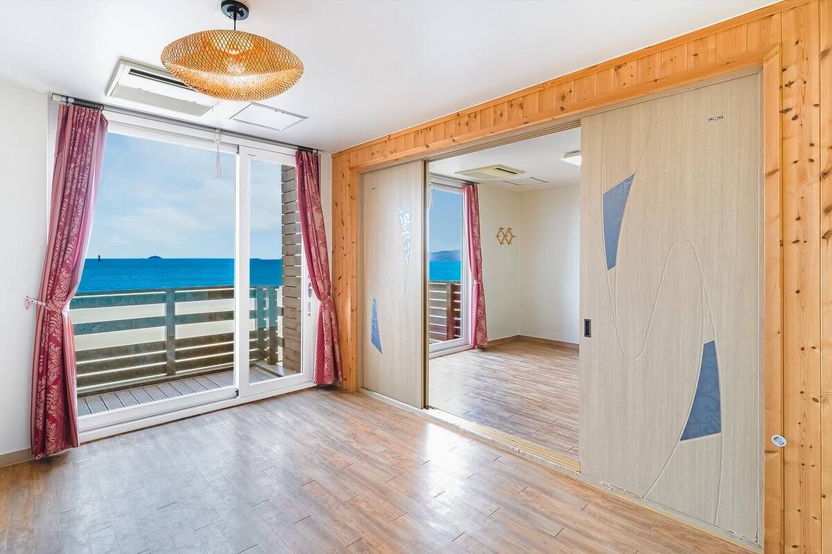 Basic Room, 1 Bedroom (Ondol Oneroom A1(1cheung, 101+102)) | 1 bedroom, free WiFi