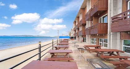 Taean Awesome Khan Pension