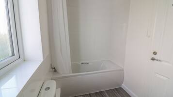 Cottage | Bathroom | Shower