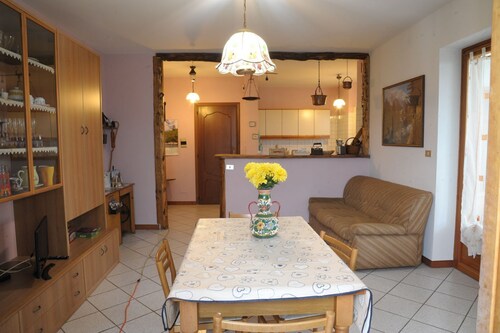 White eagle tourist rental surrounded by nature in Roccabruna