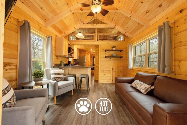 Smart TV - Meg Cabin | Tiny Rustic Comfort on Lookout Mtn. (Chattanooga)