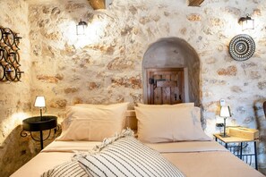 Iron/ironing board, free WiFi, bed sheets - Dandy Villas Tower-Built in 17th century (East Mani)