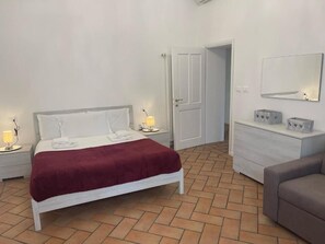 Comfort-Apartment | 2 Schlafzimmer, Bügeleisen/Bügelbrett, kostenloses WLAN, Bettwäsche